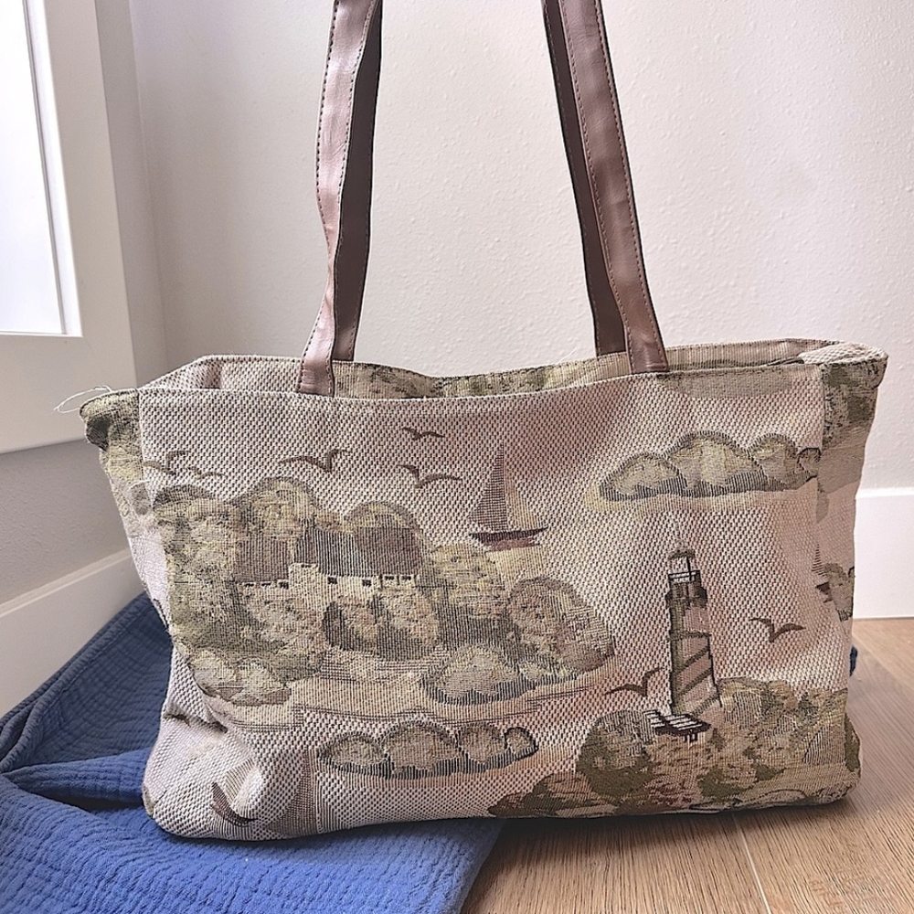 Vintage Lighthouse Tapestry Tote Bag